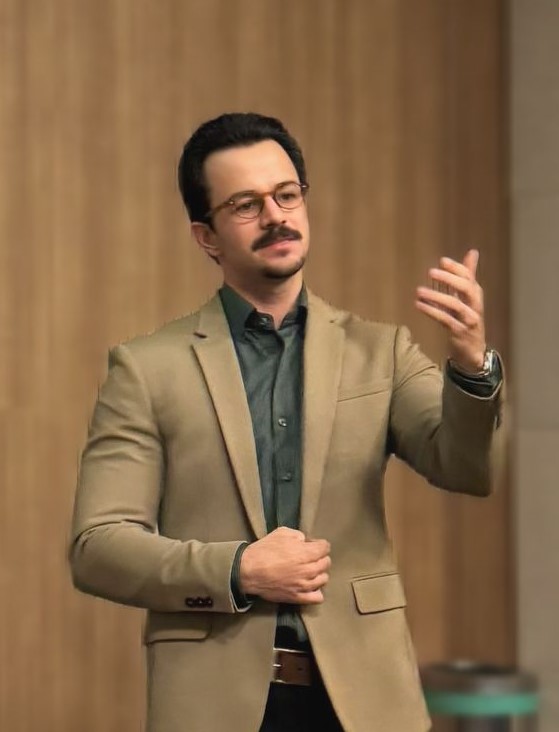 Dr. Eduardo Fernandes Leite