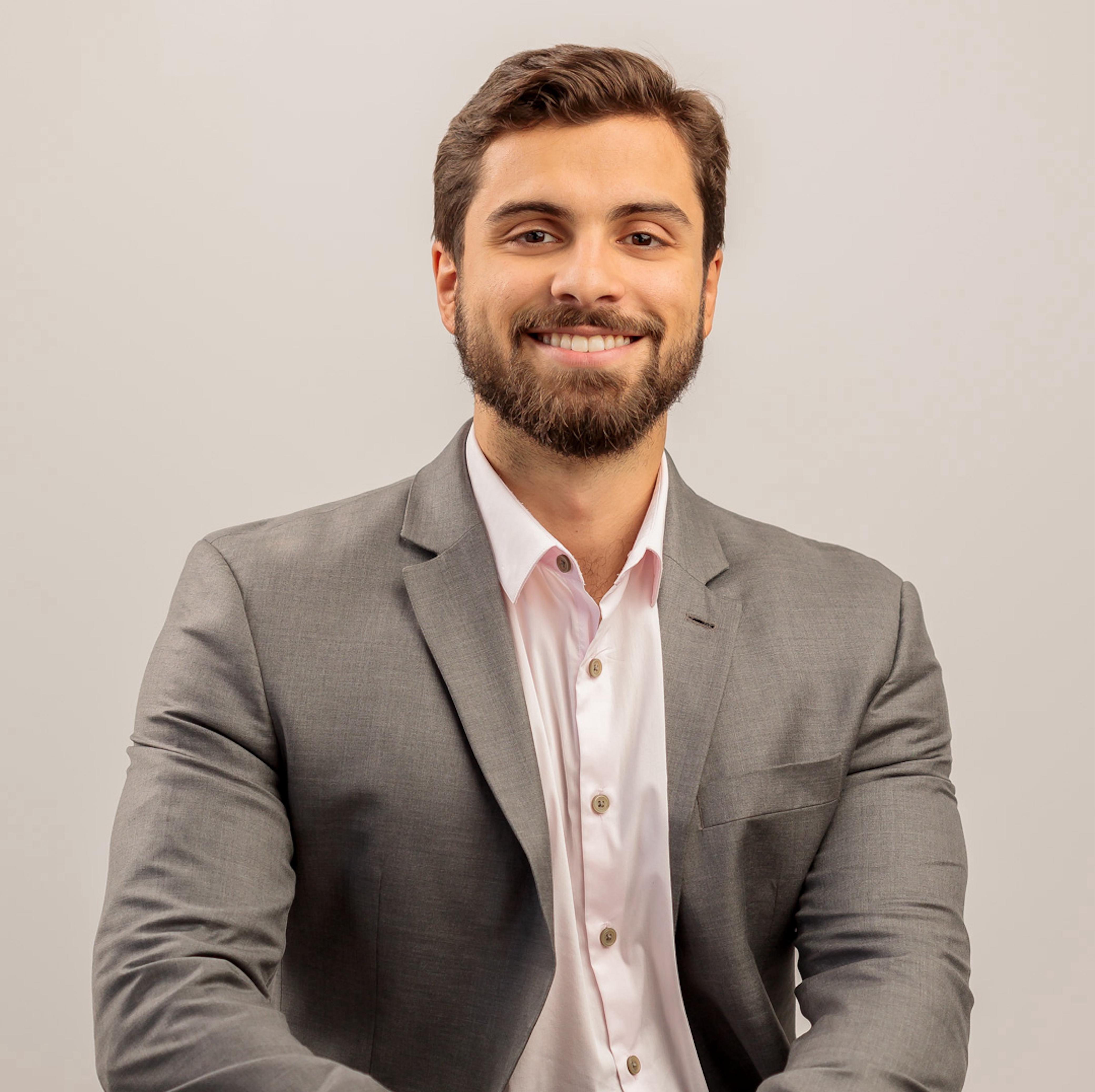 Dr. Alexandre Grunfeld Starling Jardim