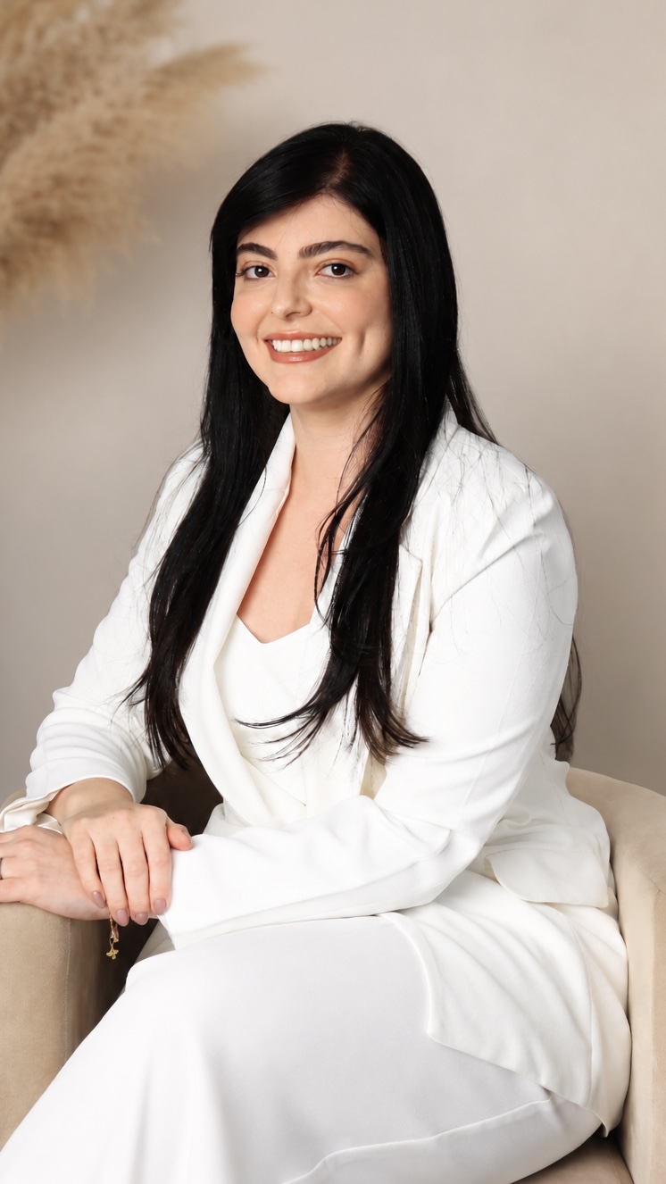 Dra.Renata Martins Silva Sapountzakis 