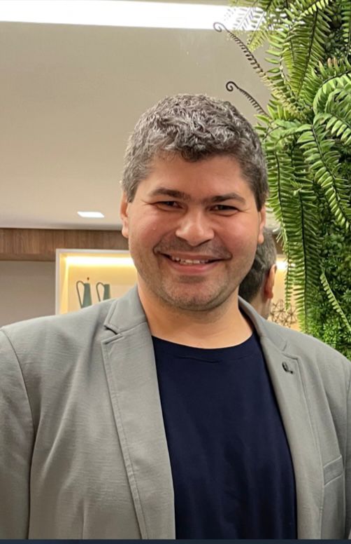 Dr. Arthur Eugenio Carvalho Bisinotto