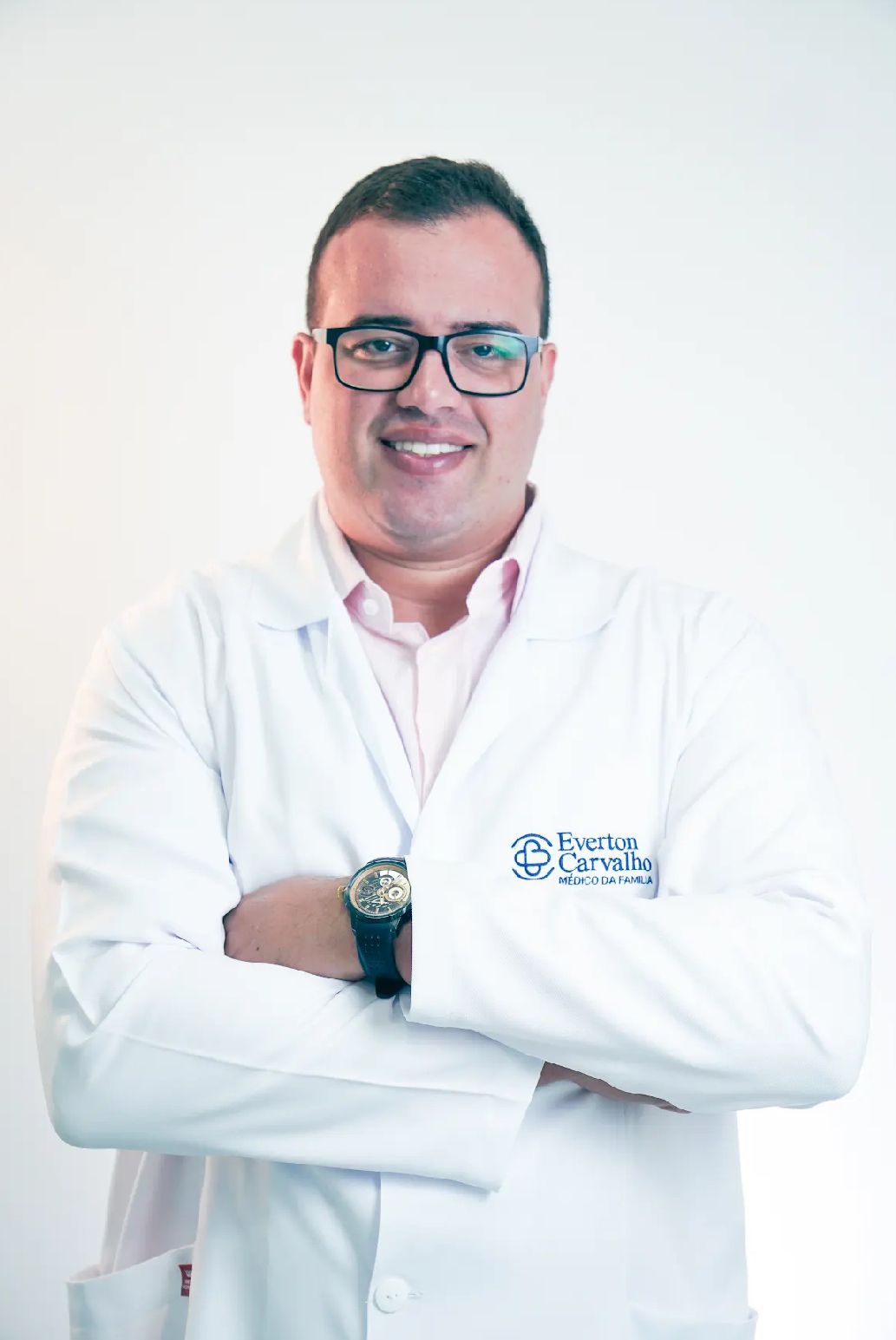 Dr. Everton Costa Carvalho